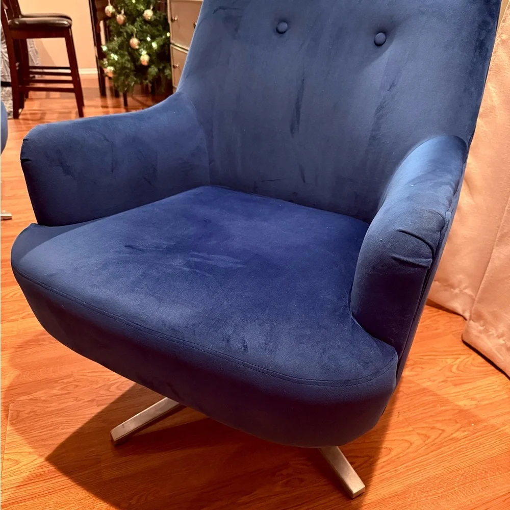 Luxurious Navy Armchair Cover